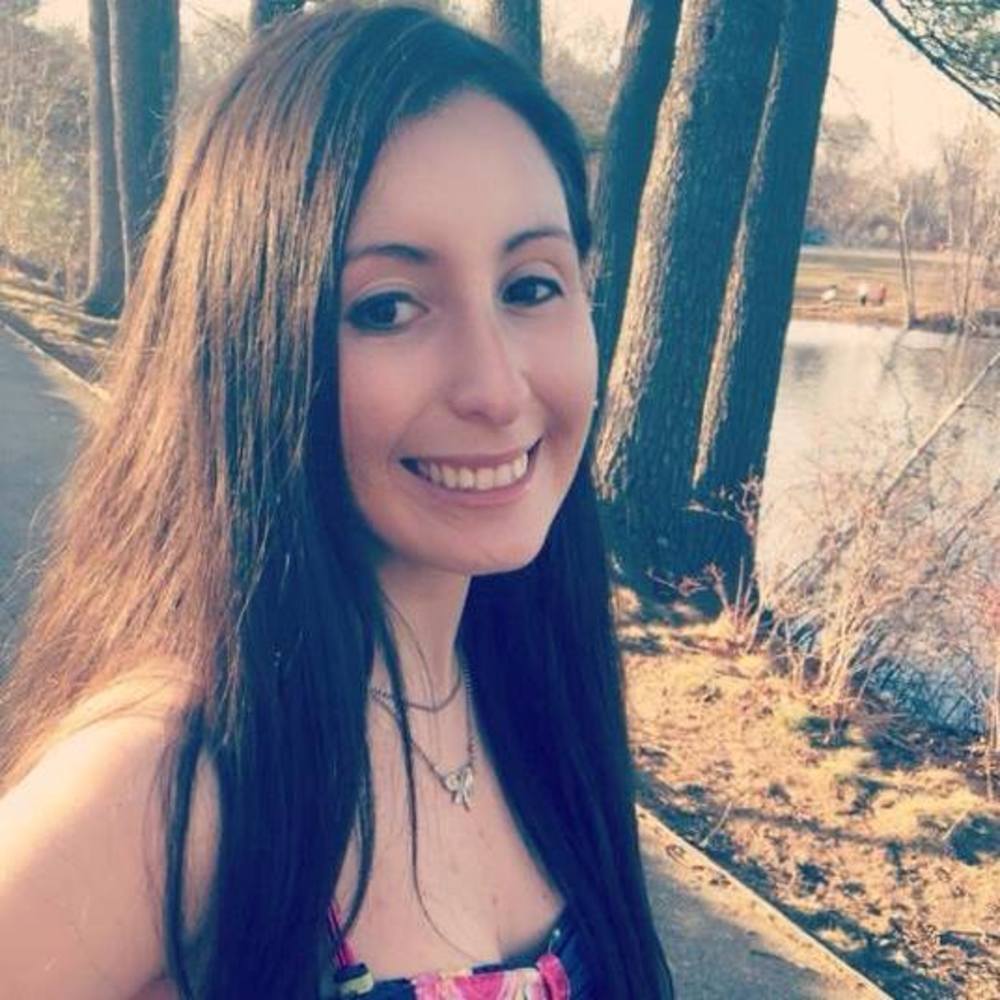 Meet your Posher, Stephany